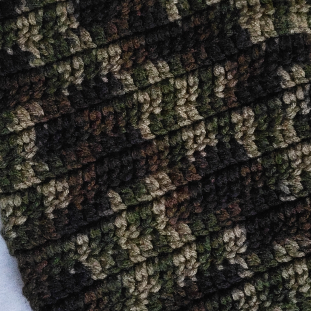 $6.49 SHIPPING Extra Long Handmade Camo Crochet Scarf - Picture 3 of 4